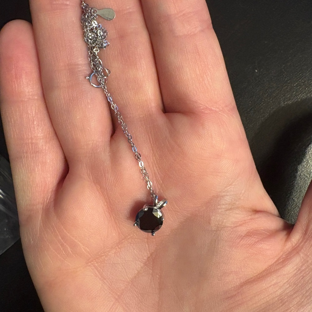 Elegant Black and Silver Pendant Necklace
